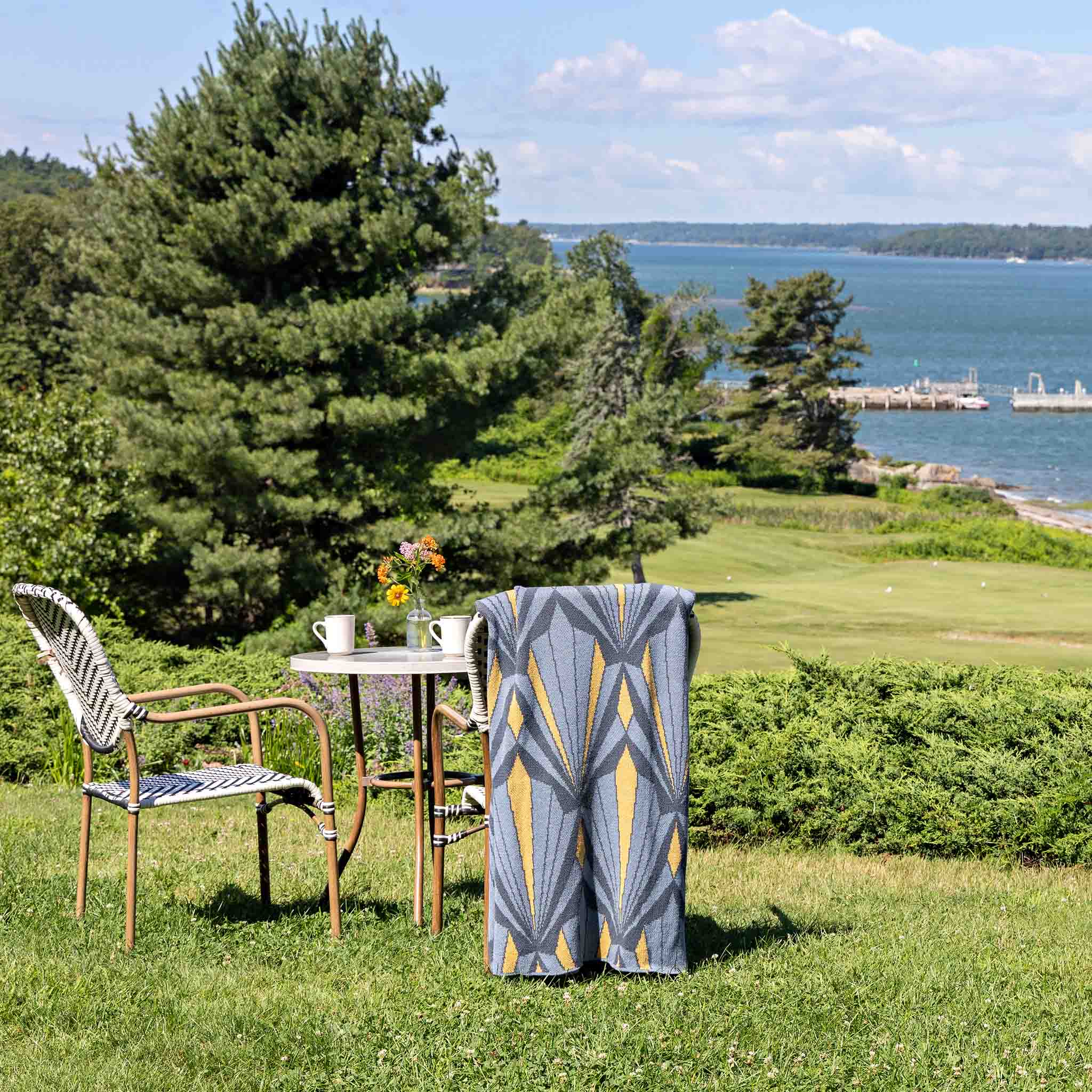 Cotton Sustainable Knit Throw Blanket - Art Deco Shells