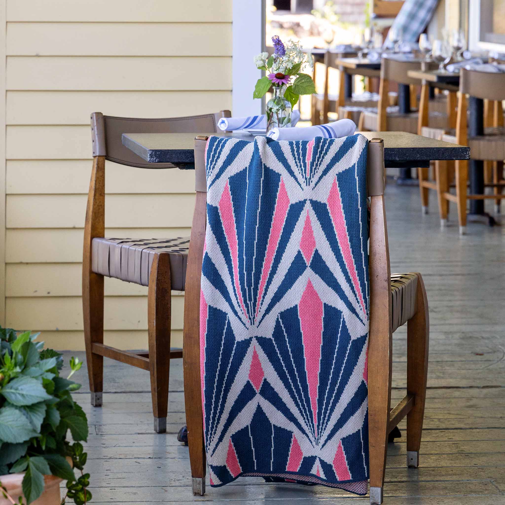 Cotton Sustainable Knit Throw Blanket - Art Deco Shells