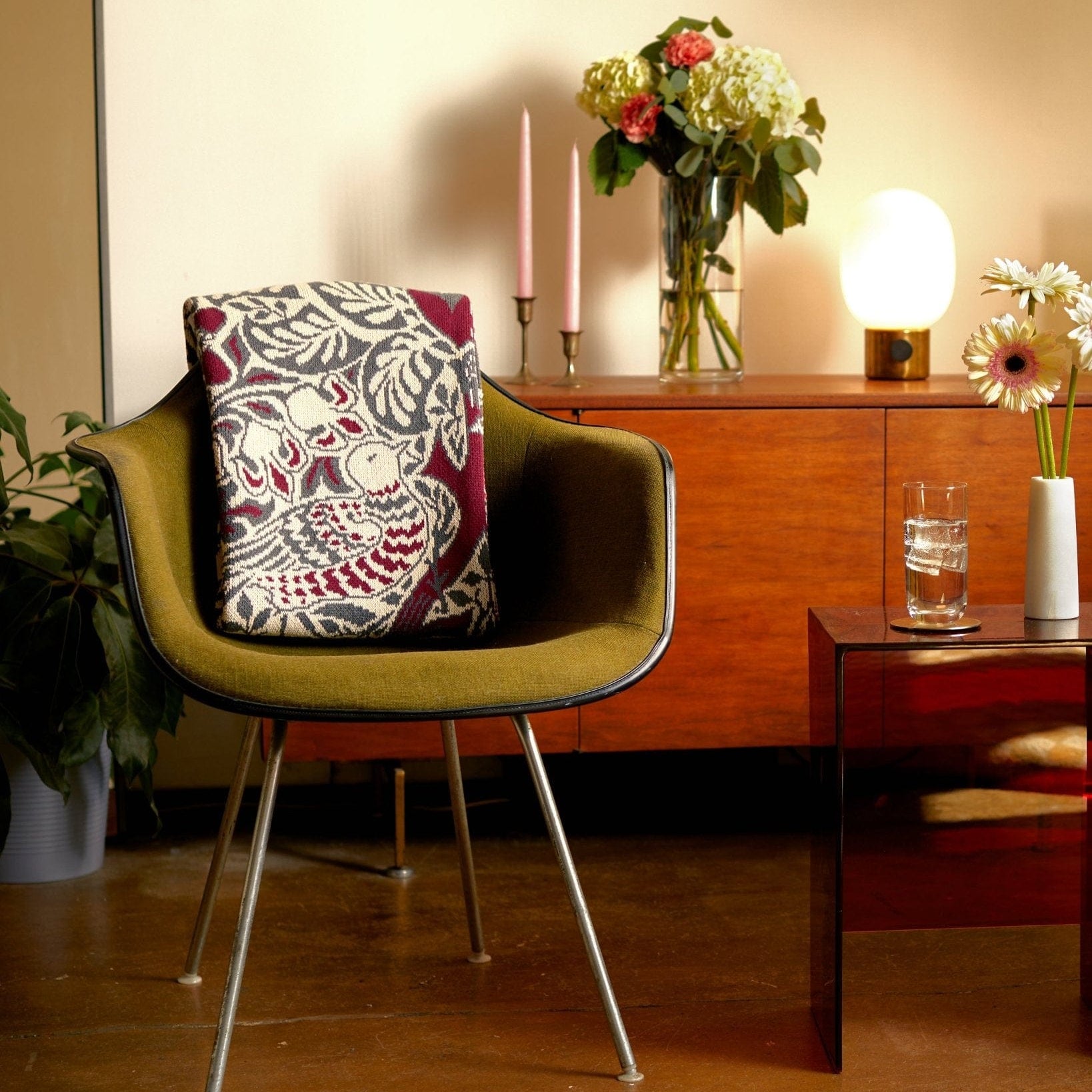 Dove and Rose Throw Blanket by William Morris BL01FWM - DR1