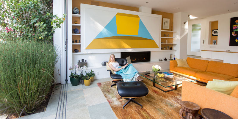 How to Incorporate Throws into Airbnbs