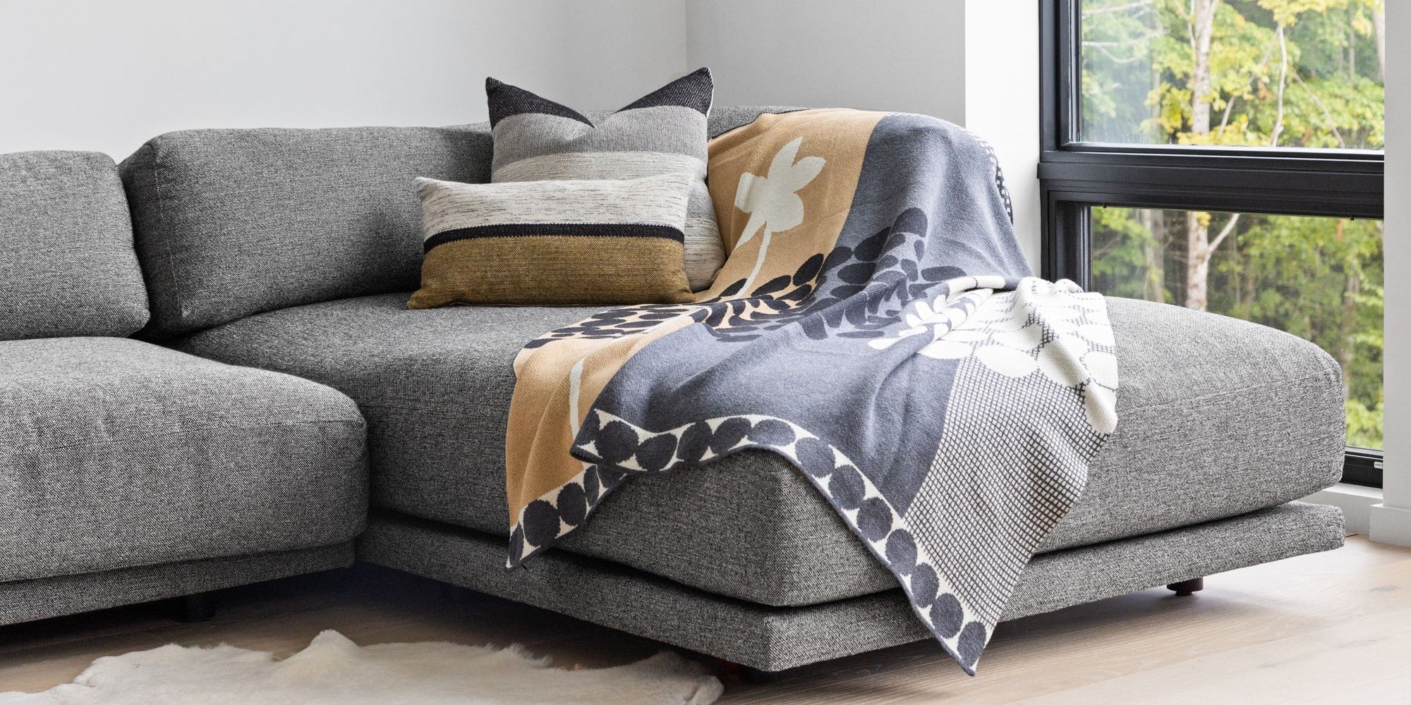 How to Style Your Couch - In2Green