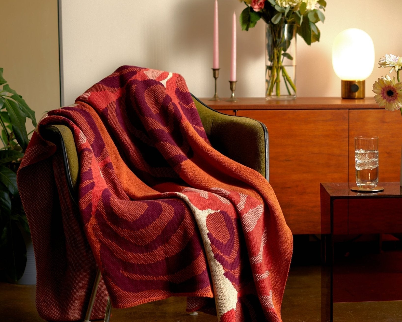 Throw Blanket Size: Choosing the Perfect Dimensions for Comfort - In2Green