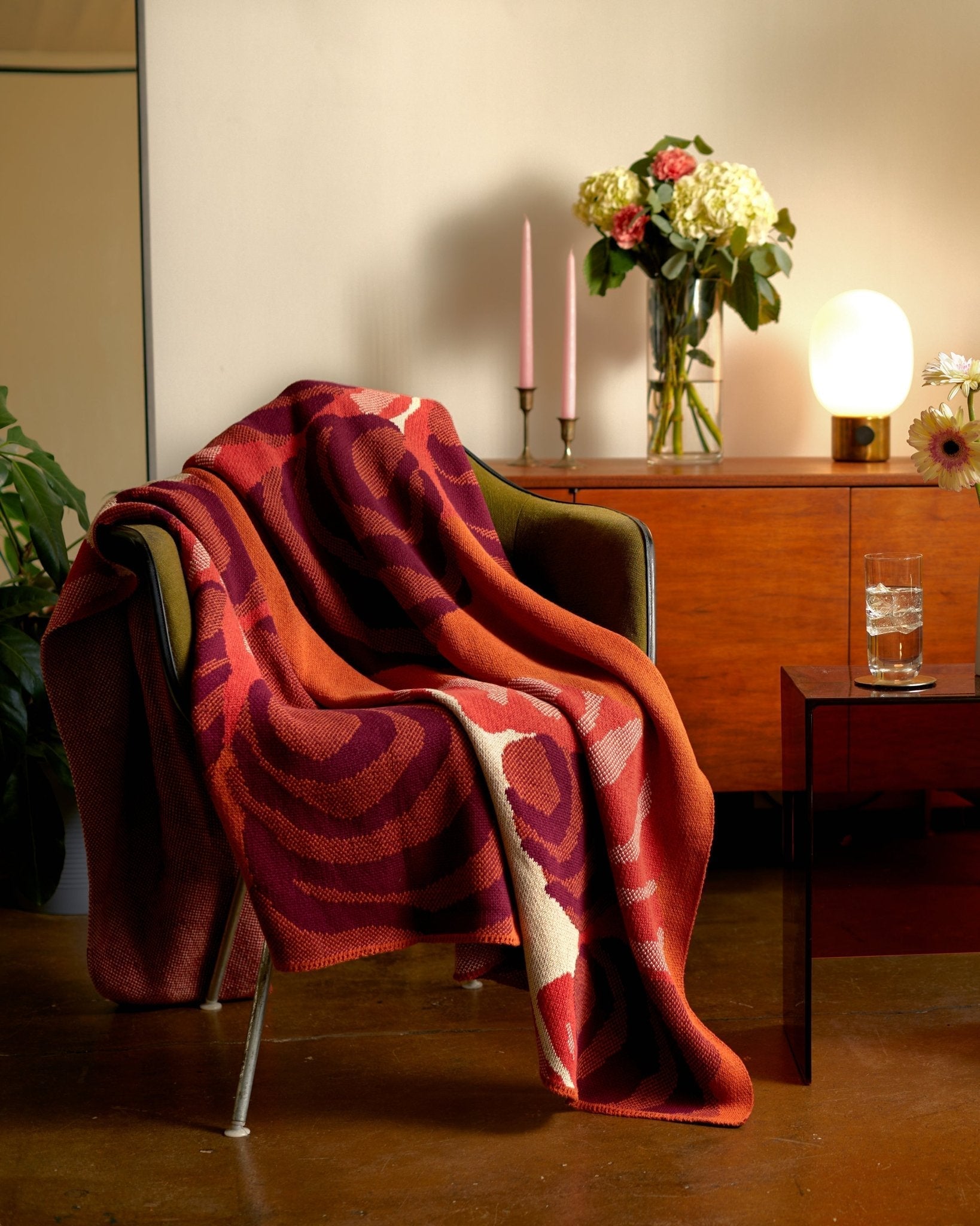 Throw Blanket Size: Choosing the Perfect Dimensions for Comfort - In2Green