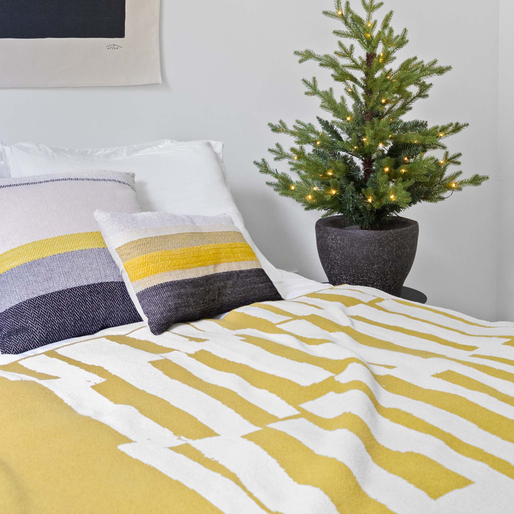Gold Throw Blankets