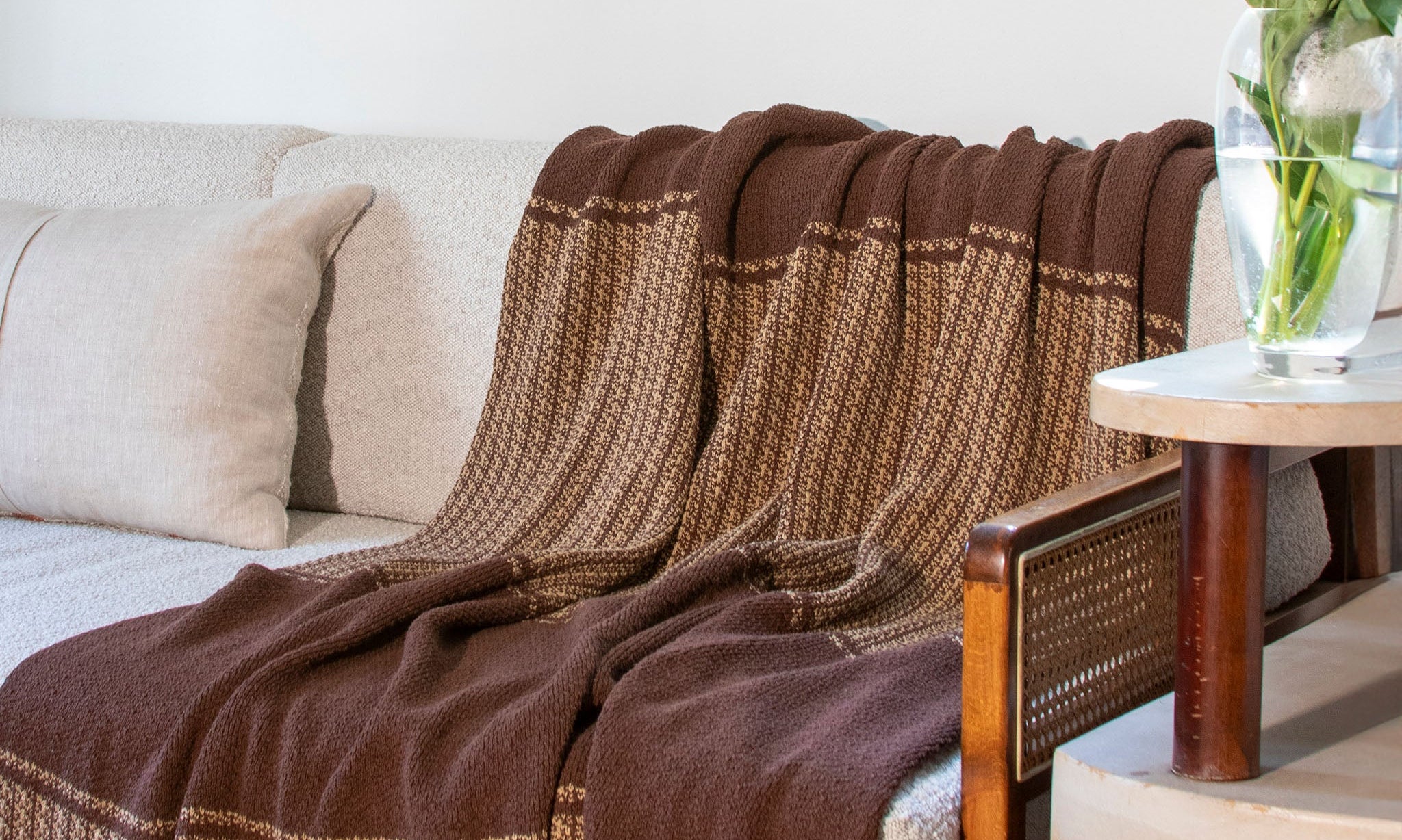 Textured Throw Blankets - In2Green