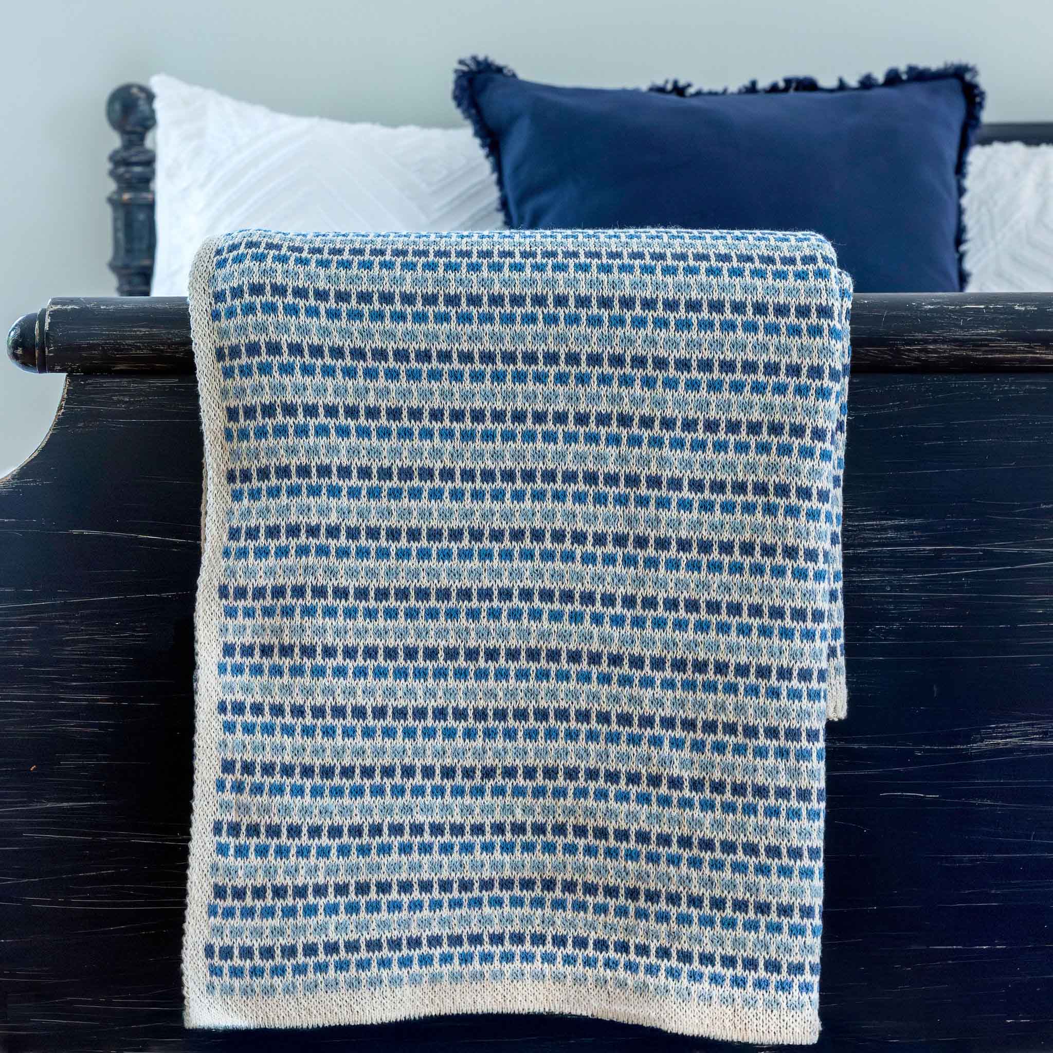 in2green Eco Throw Block Lines - Cotton Sustainable Knit Geometric Throw Blanket 601570194696 BL01TBL1