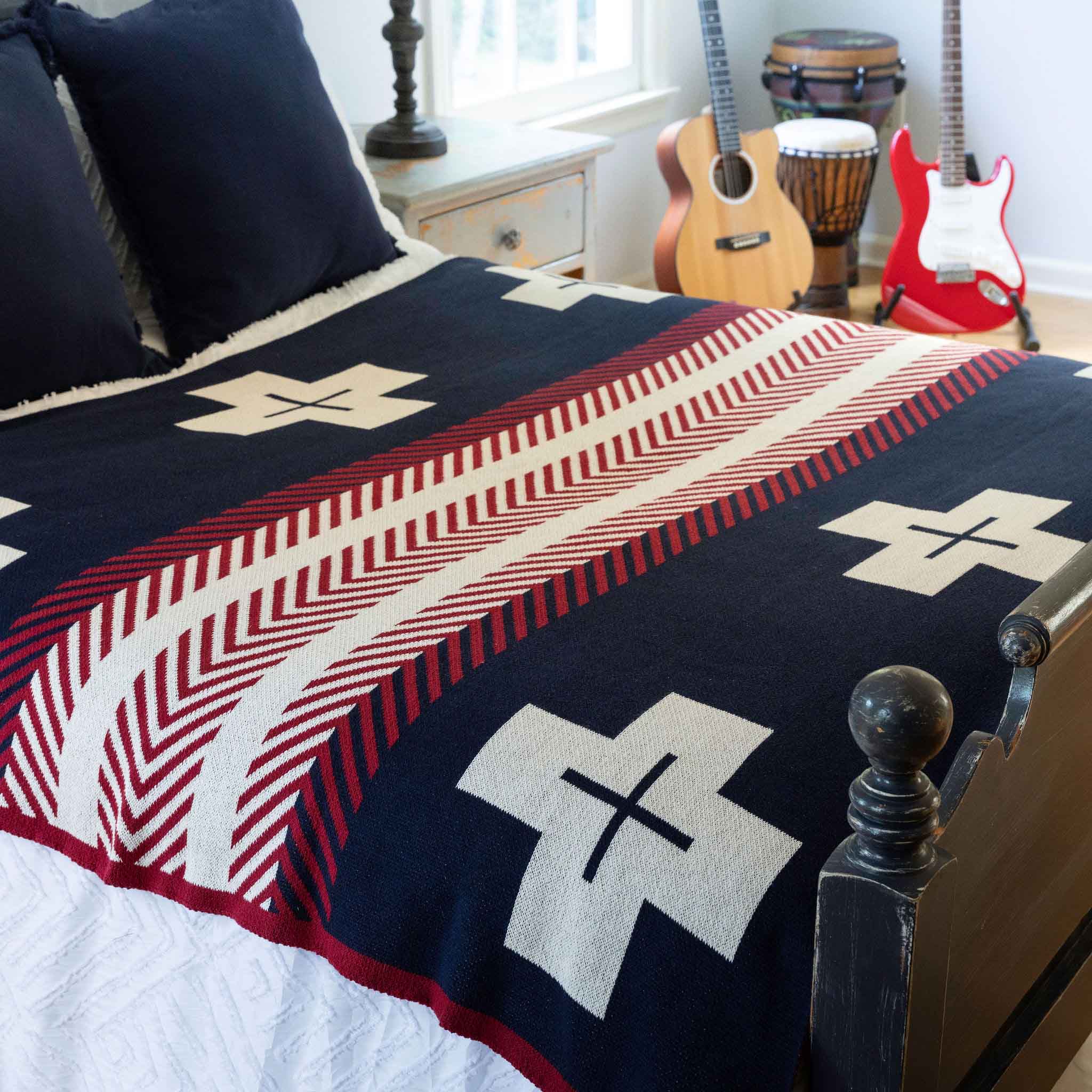 in2green Eco Throw Heritage Trail - Cotton Sustainable Knit Geometric Throw Blanket 601570195396 BL01XHT1