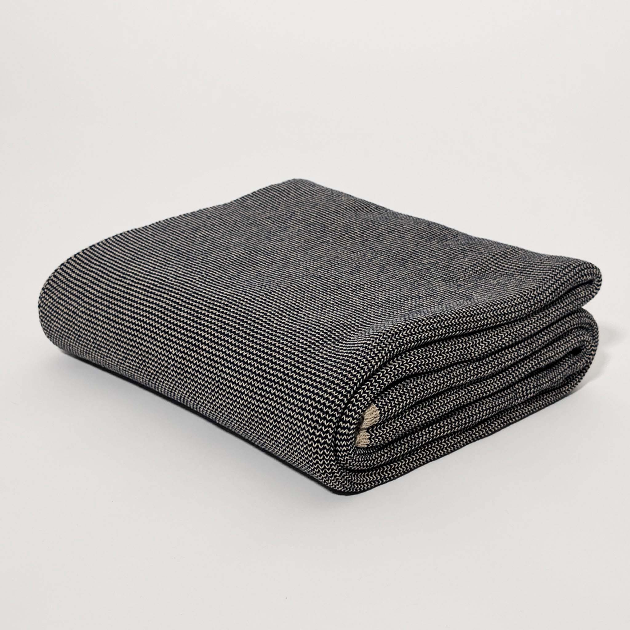 60" x 80" Jumbo Cardigan Stitch Knit Throw Blanket - Jumbo Cardigan