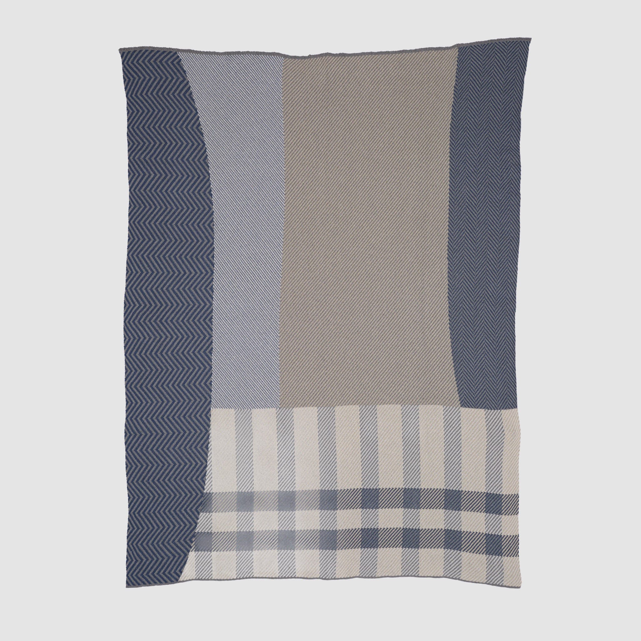 In2Green Throw Blanket - Thumbnail 2