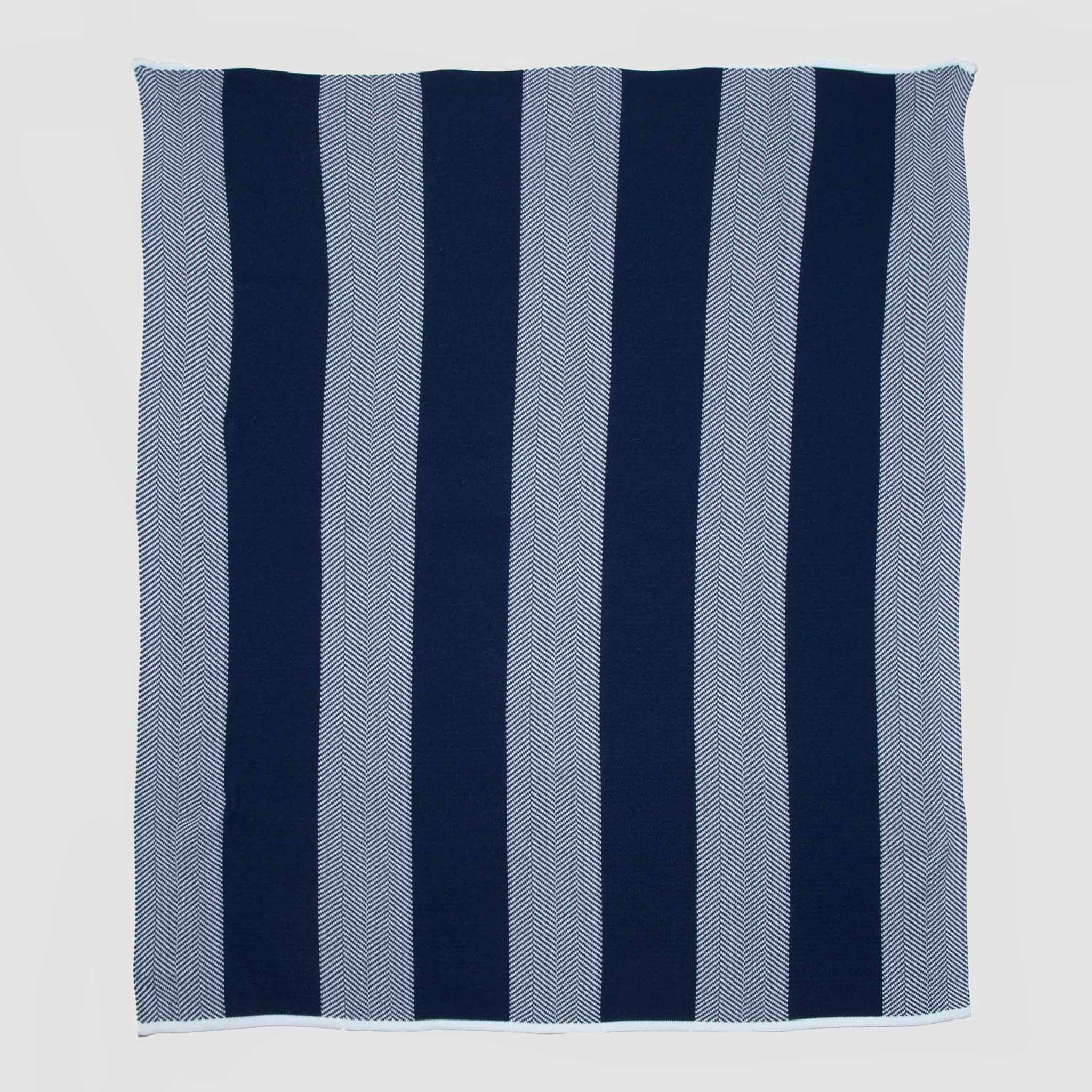 in2green Eco Throw Indoor | Outdoor Sustainable Knit Throw Blanket - Poly Herringbone Stripe 655646734323 POLY-HBS01
