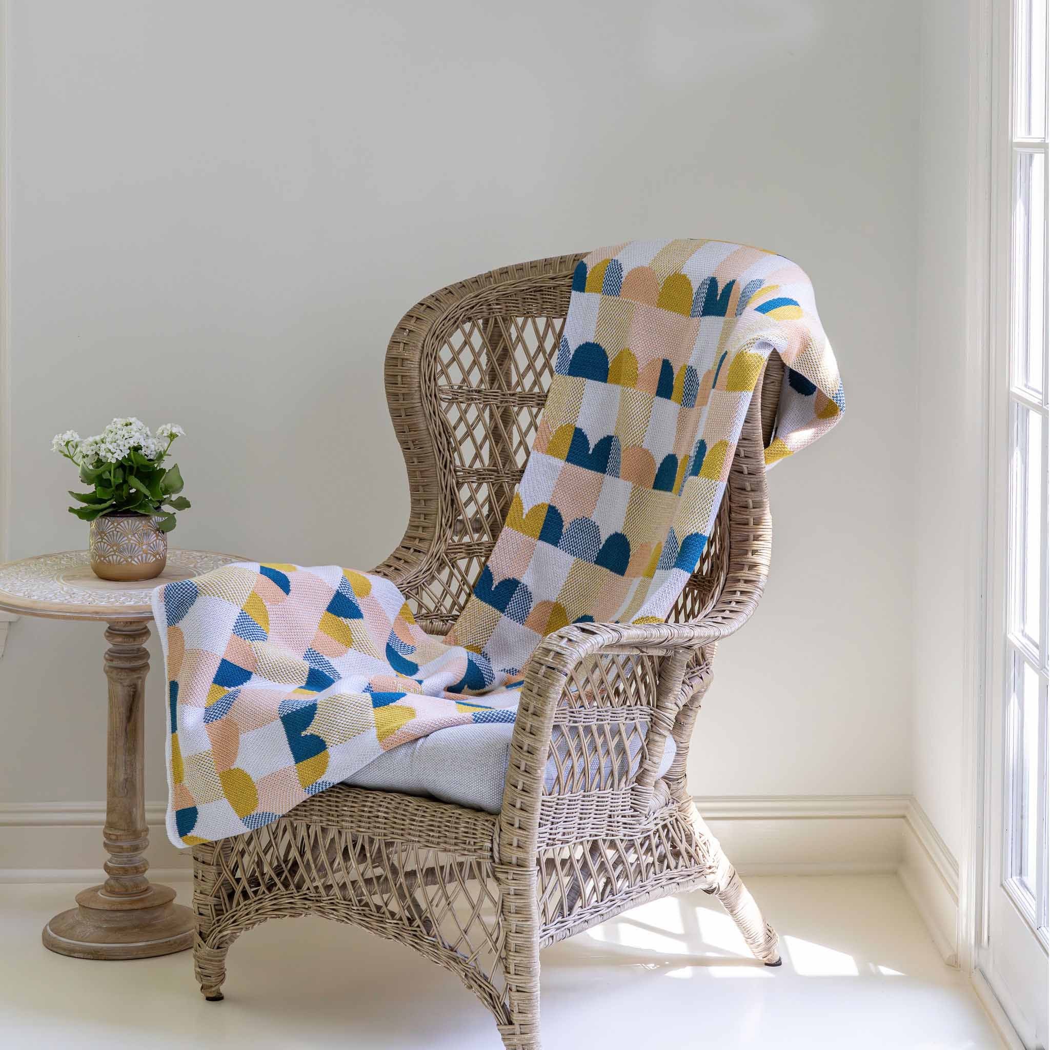 in2green Eco Throw Poly Palm Springs - Indoor | Outdoor Sustainable Knit Mid-Century Modern, Modern Throw Blanket 601570195143 POLY-PSP1