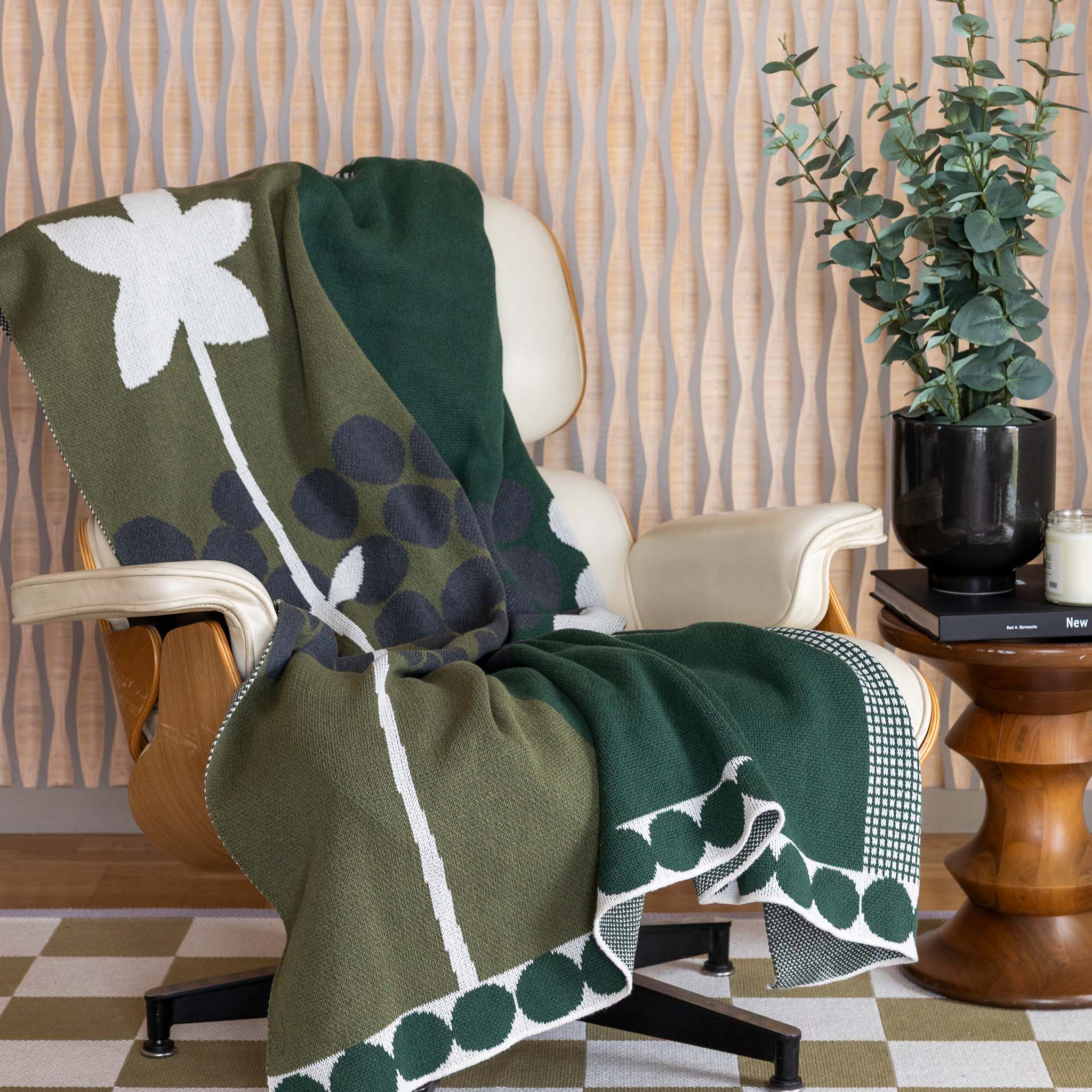 Rock_Rose_Green_Lifestyle_Web.jpg