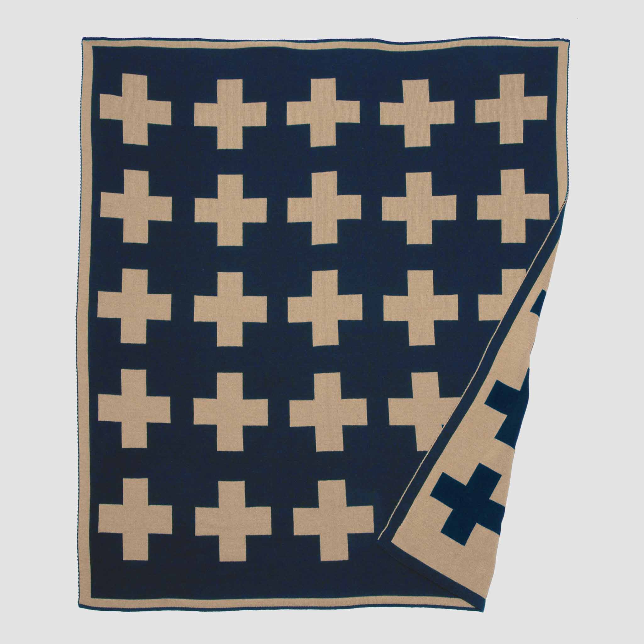 in2green Eco Throw Reversible Sustainable Knit Geometric | Patterned Throw Blanket - Swiss Cross 601570193538 BL01SWC16