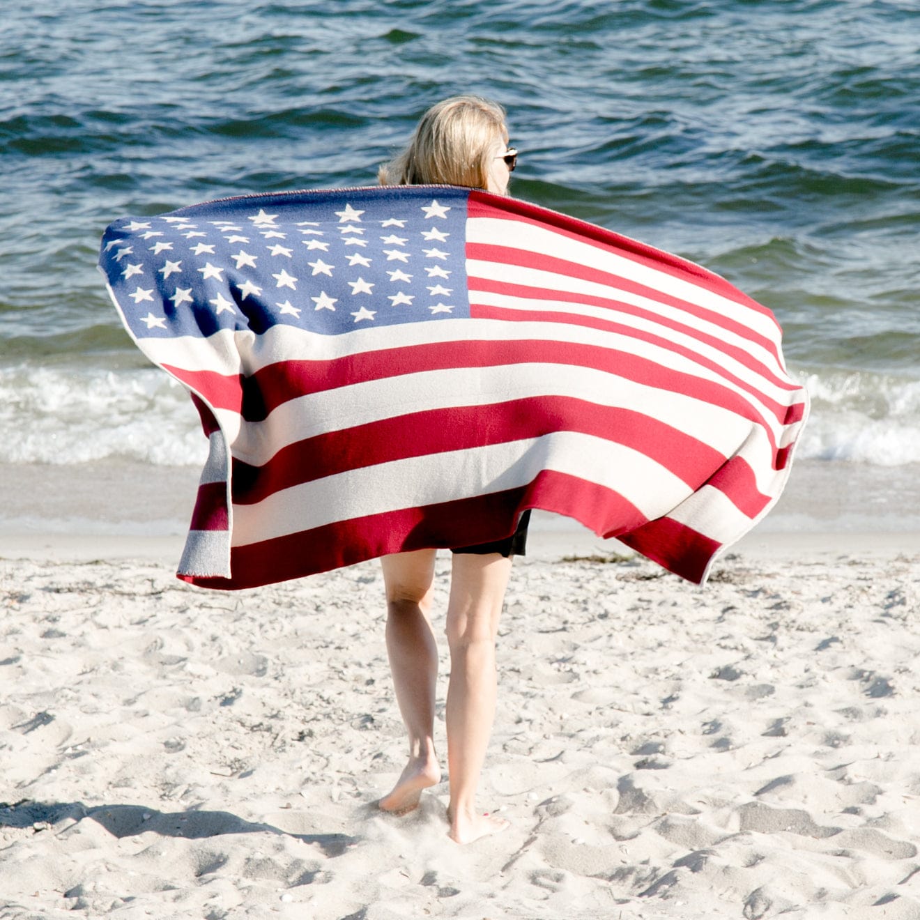 Cotton Sustainable Knit Throw Blanket - Vintage American Flag