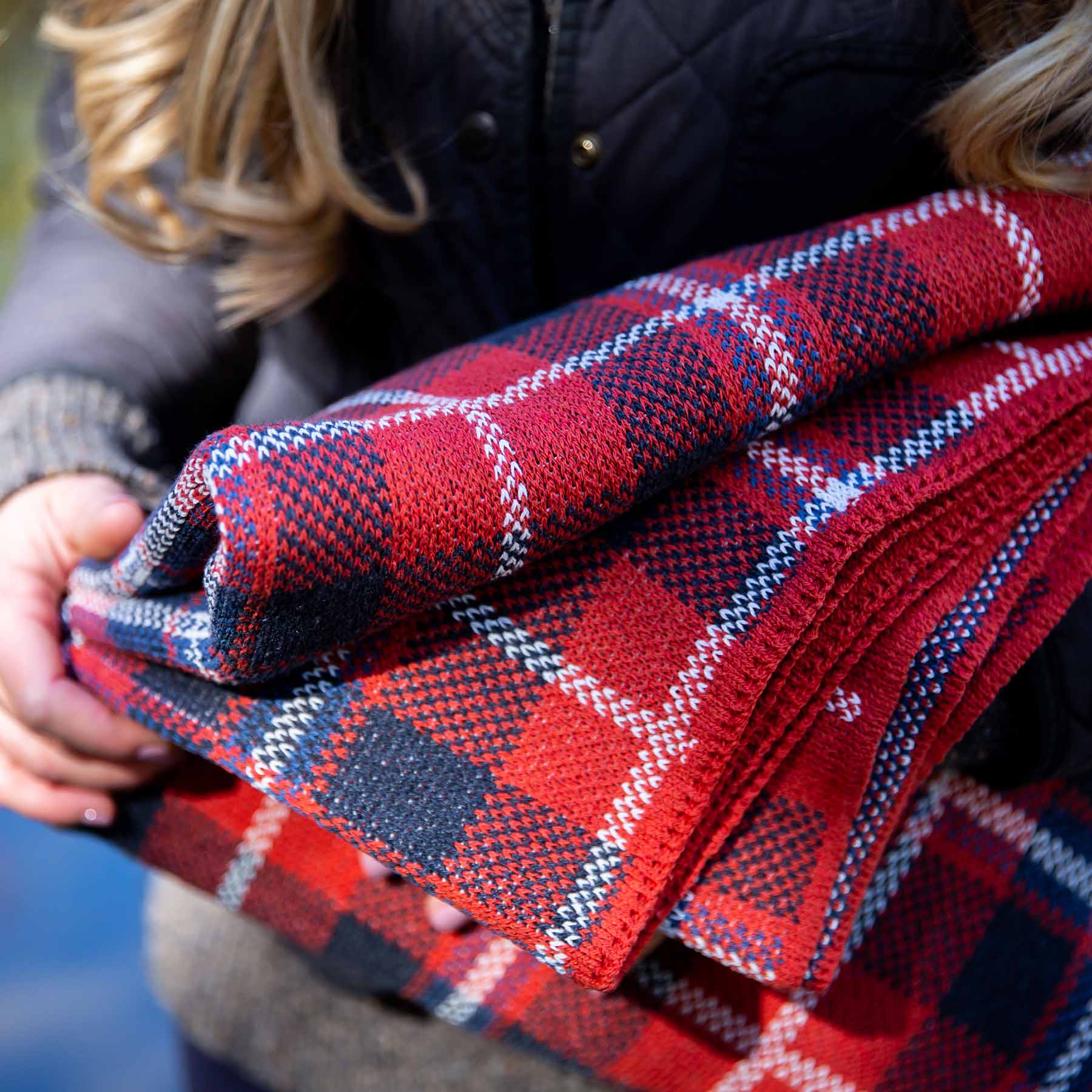In2Green Swatch Custom Logo Blanket: Personalized Corporate Gift - Cabin Plaid Pattern