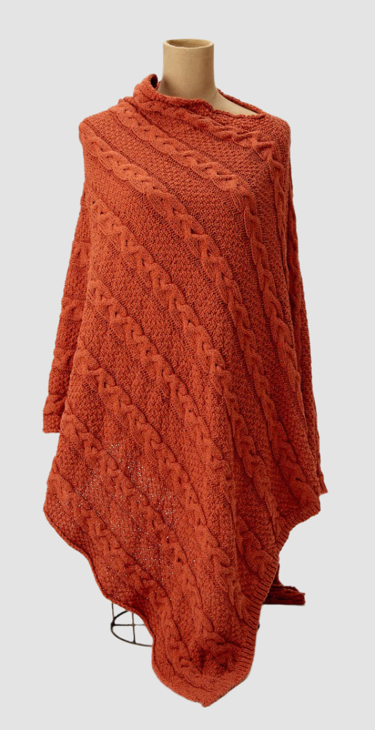 Chunky Cable Poncho WRAPC10