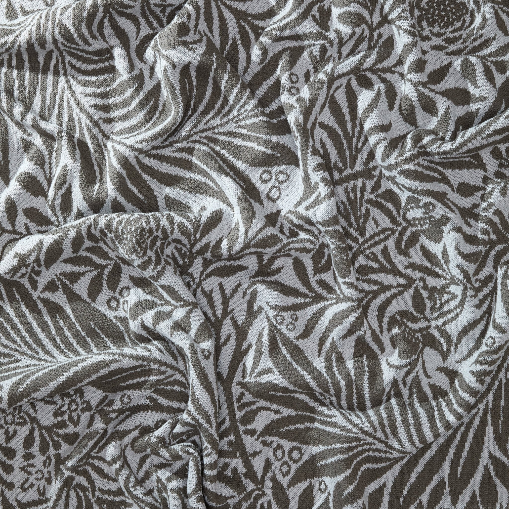 Larkspur Throw Blanket by William Morris BL01FWM - LK2