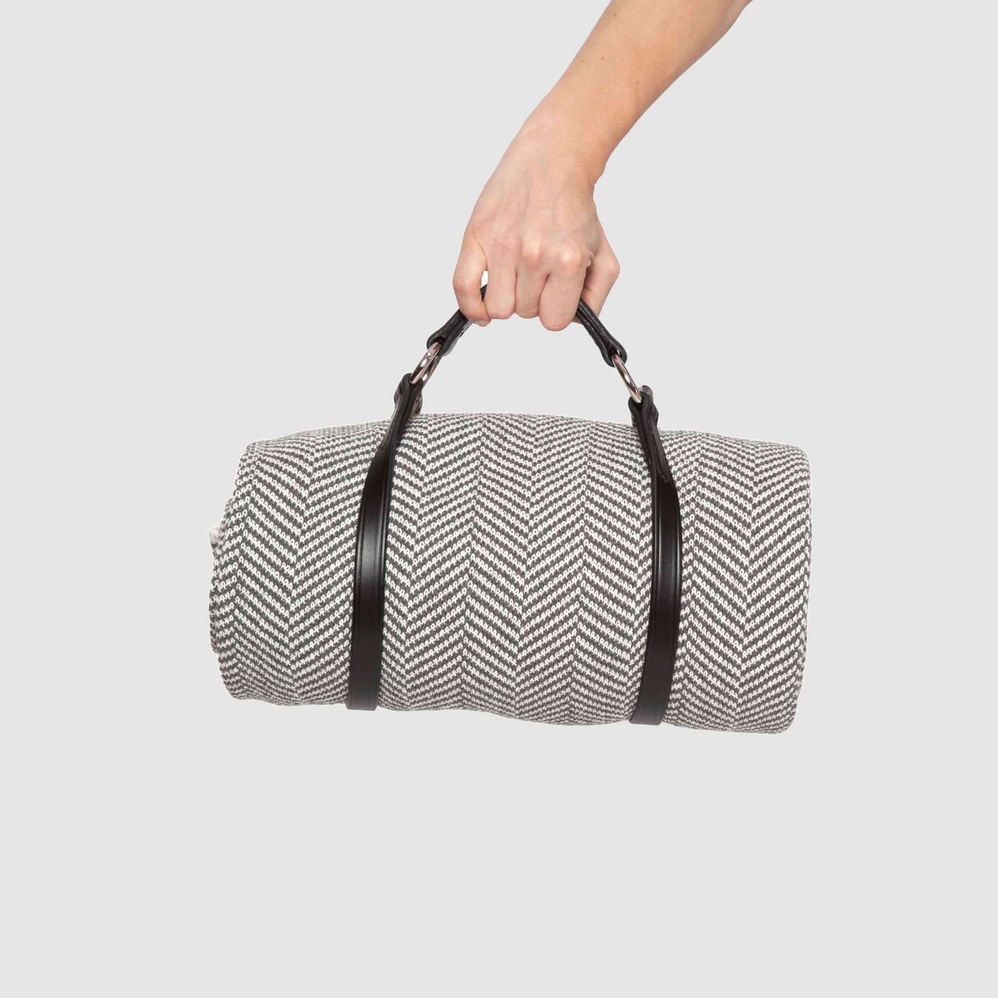 leather-blanket-carrier_tiny.jpg