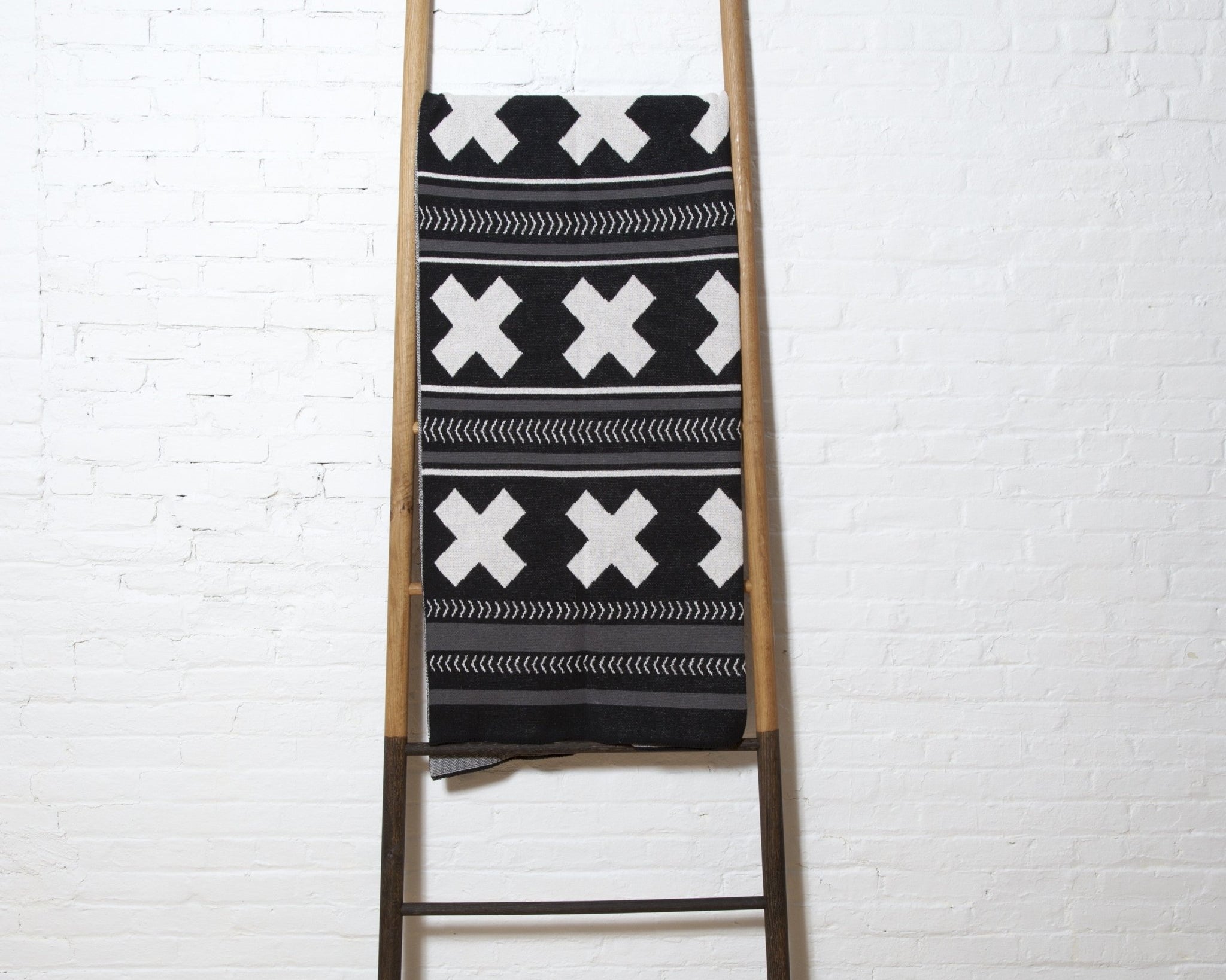 Mesa Throw Blanket BL01MX3